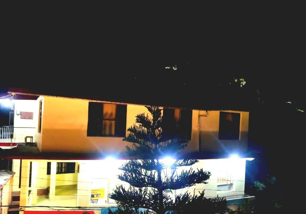 The Lake Cottage By Vrb Hotels Dharamshala Buitenkant foto